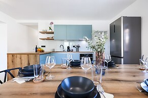 Villa Elaia With Heated Pool