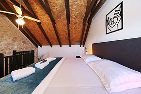 Holiday Home Tranquilla With Heated Pool