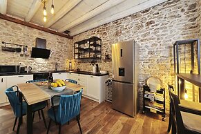 Holiday Home Tranquilla With Heated Pool