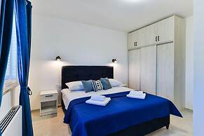 Villa Rea 3 With Heated Pool