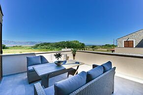 Villa Rea 3 With Heated Pool