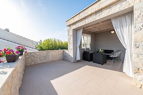 Villa Edena With Heated Pool