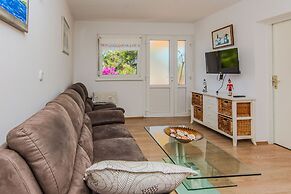 Holiday Home Florendale With Pool