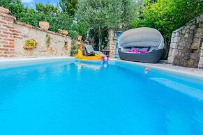 Holiday Home Florendale With Pool