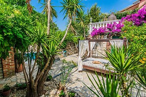 Holiday Home Florendale With Pool