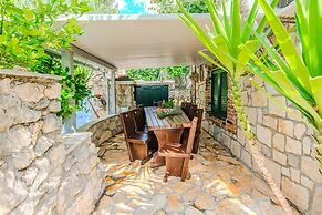 Holiday Home Florendale With Pool