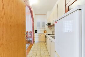 Beachfront Apartment Liveri 2