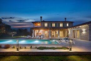 Villa Ovi in Karojba