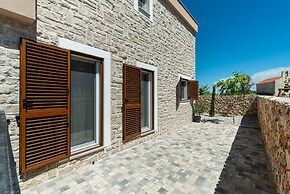 Villa Rea 4 With Heated Pool