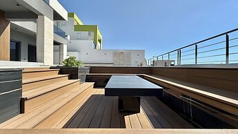 Lux Villa Serene With Heated Pool