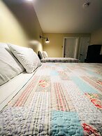 Dolan's Inn & Suites