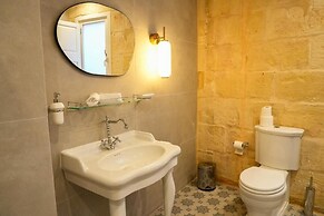 Fourteen Guesthouse