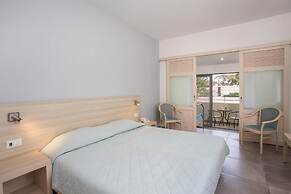 Niriides Hotel