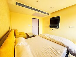 Hotel Ranjana Palace