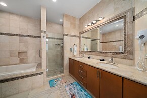 Las Palomas 2BR 2BA Ocean View Penthouse