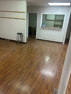 Barnays Motel
