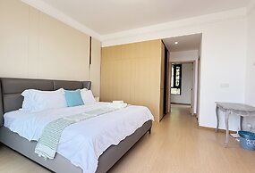 Lakefront 3BRM Holiday Villa in Kunming