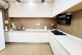 Lakefront 3BRM Holiday Villa in Kunming