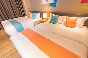 Luxebridge Hotel