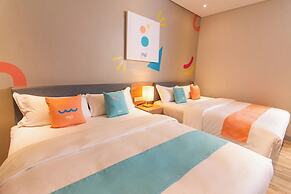 Luxebridge Hotel
