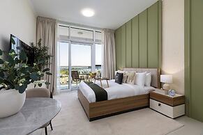 Maison Privee - Refined Studio w/ Top Facilities in Damac Hills