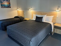 Charlies Motor Lodge