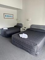Charlies Motor Lodge