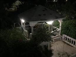 Colwin's Place