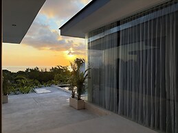 The Siren Resort