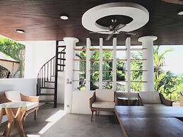 The Siren Resort