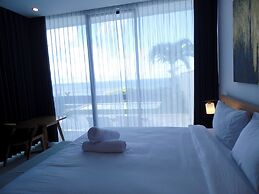 The Siren Resort