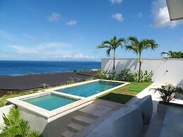 The Siren Resort