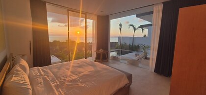 The Siren Resort