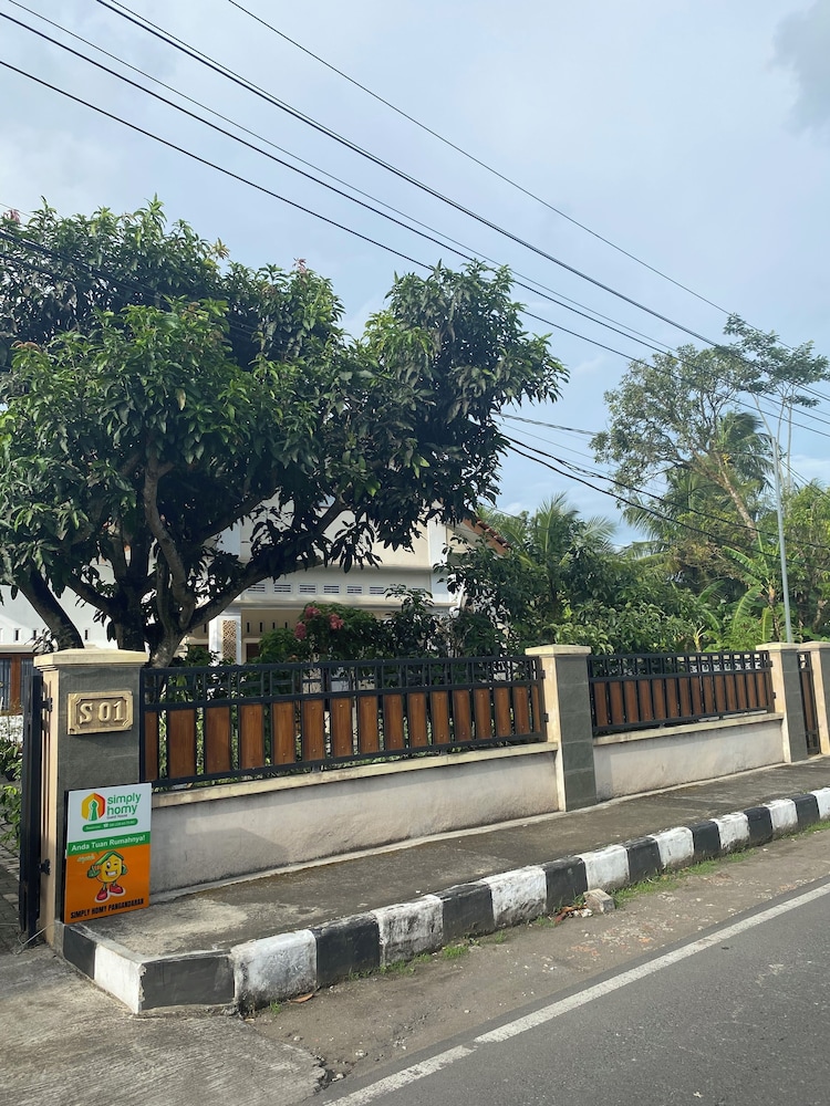 Homestay Pangandaran by Simply Homy