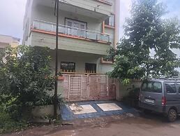 Hotel Kulswamini Inn