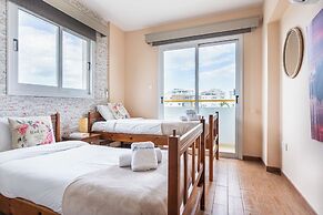 Melograno 2-BR Apt. & Terrace in Larnaca