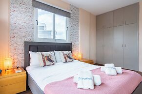 Melograno 2-BR Apt. & Terrace in Larnaca