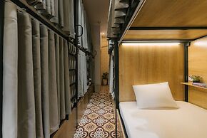 Hanoi Silver Hostel - Mixed Dormitory