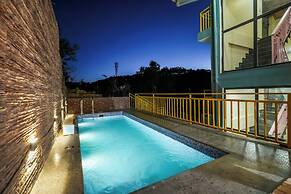 Hillshades 3-BHK With Sit-out Area