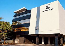 Crown Town Hotel Kalamassery