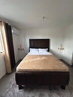 Modern Luxury Condo With Pool Access in Kingston, Jamaica