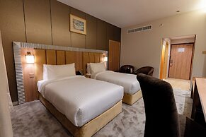 Luxe Grand Hotel