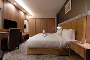 Luxe Grand Hotel