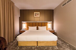 Luxe Grand Hotel