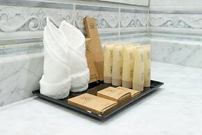 Luxe Grand Hotel