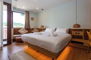 Brand New Prime Spot 1BR Pool Sauna C268