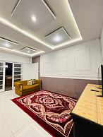 Flamboyan 2 Homestay