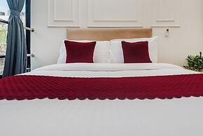 Hsquare Prime Stay