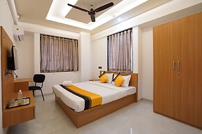 AY Plus Regency Hotel