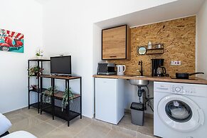 Mufasa Studio & Terrace in Larnaca